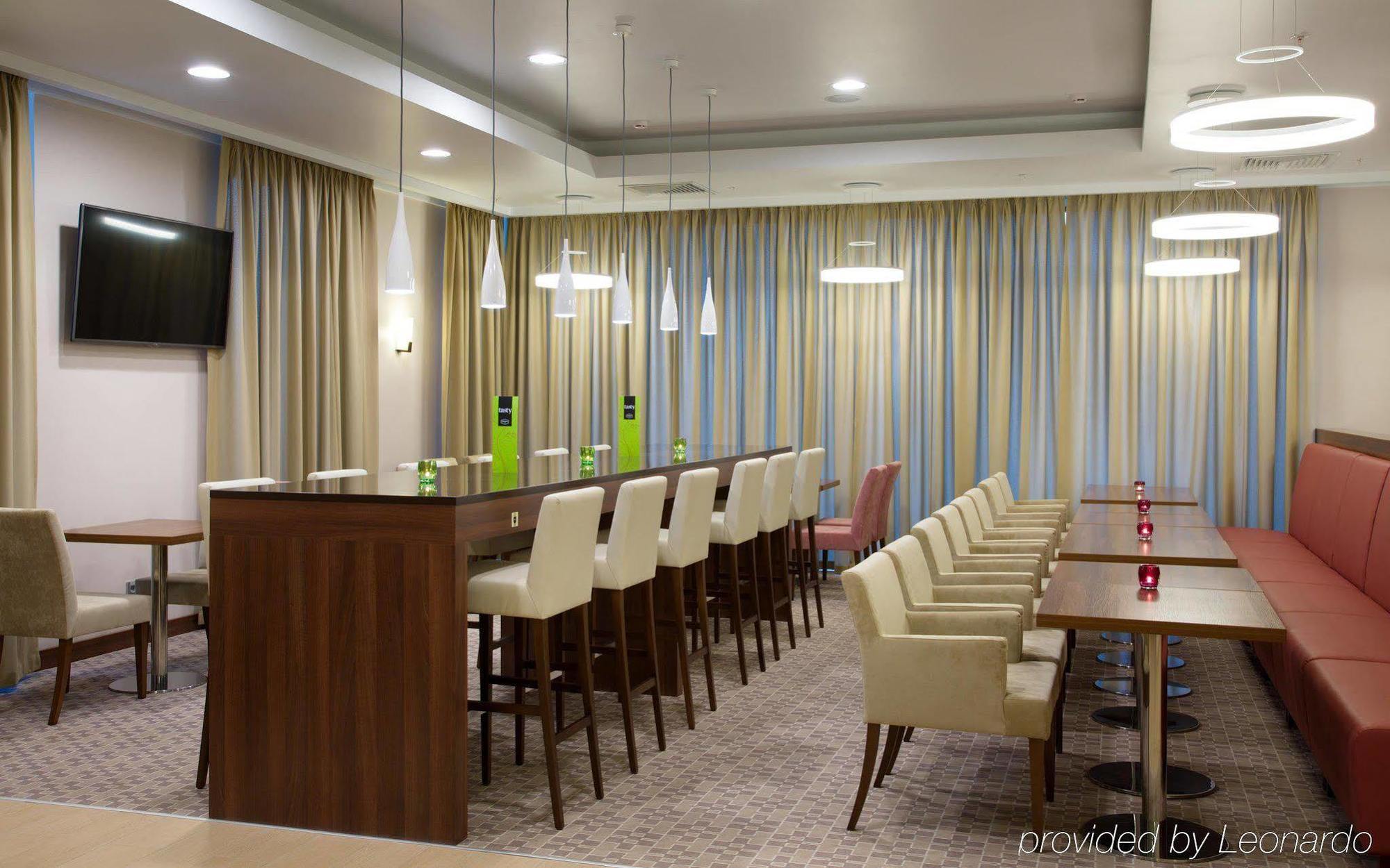 Hampton By Hilton Minsk City Centre Extérieur photo
