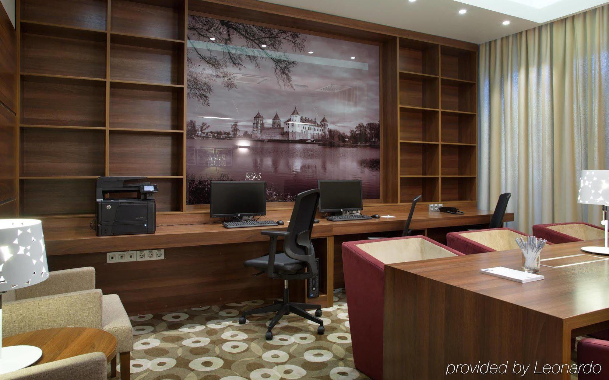 Hampton By Hilton Minsk City Centre Extérieur photo