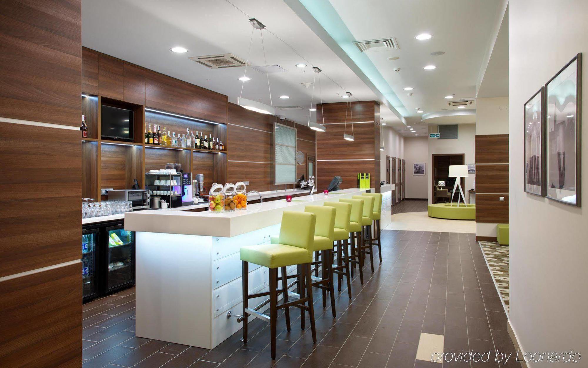 Hampton By Hilton Minsk City Centre Extérieur photo