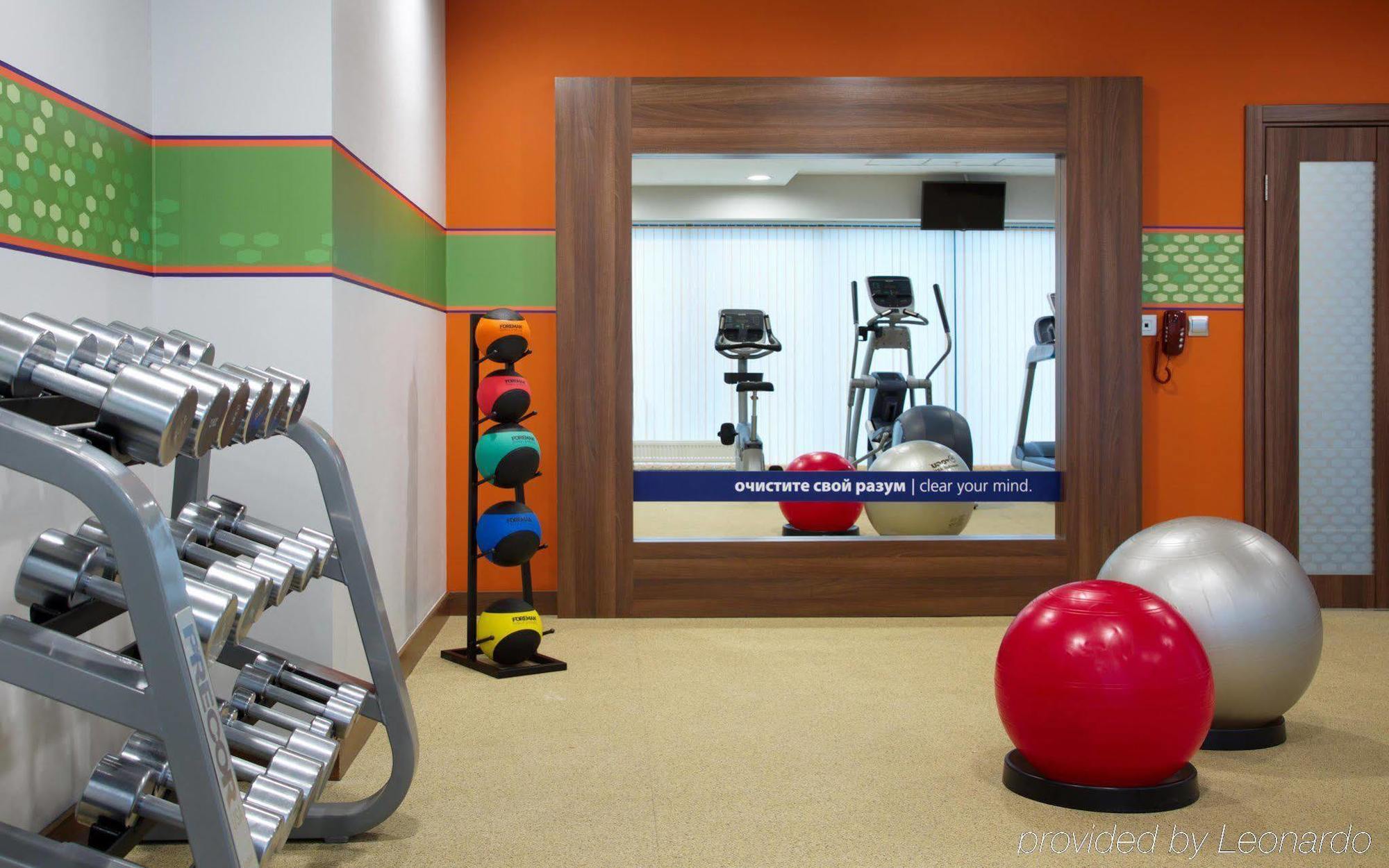 Hampton By Hilton Minsk City Centre Extérieur photo