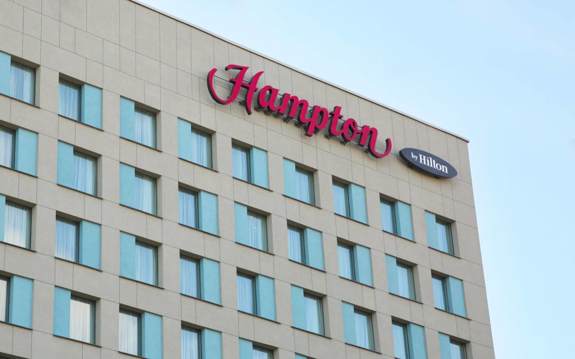 Hampton By Hilton Minsk City Centre Extérieur photo