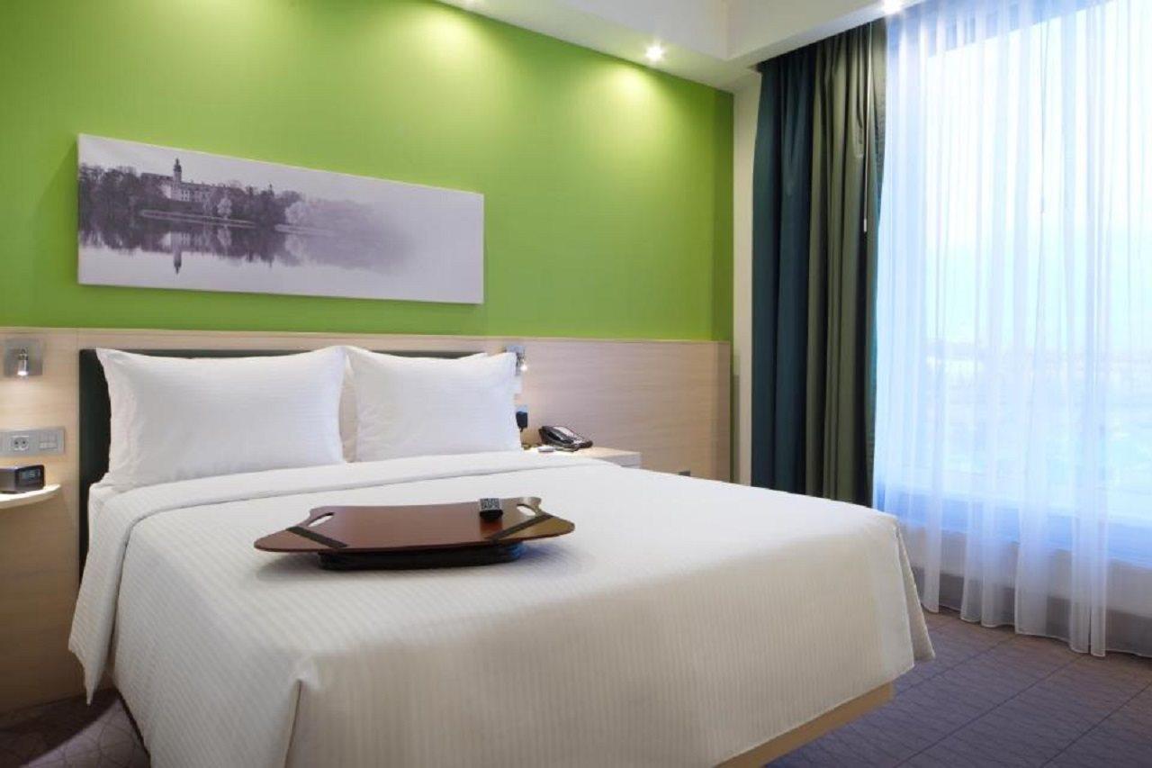 Hampton By Hilton Minsk City Centre Extérieur photo