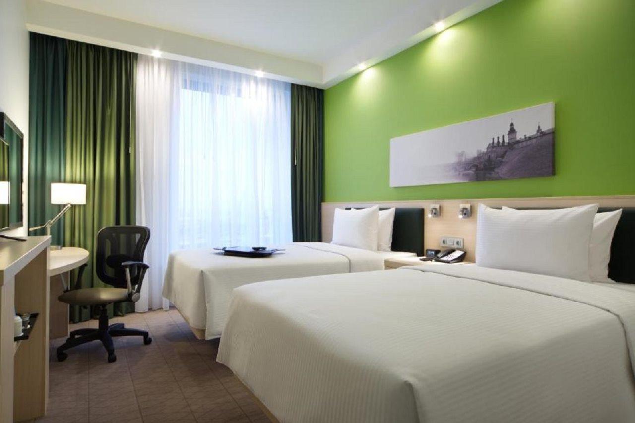 Hampton By Hilton Minsk City Centre Extérieur photo